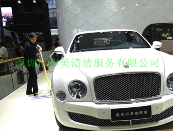 ��չ����